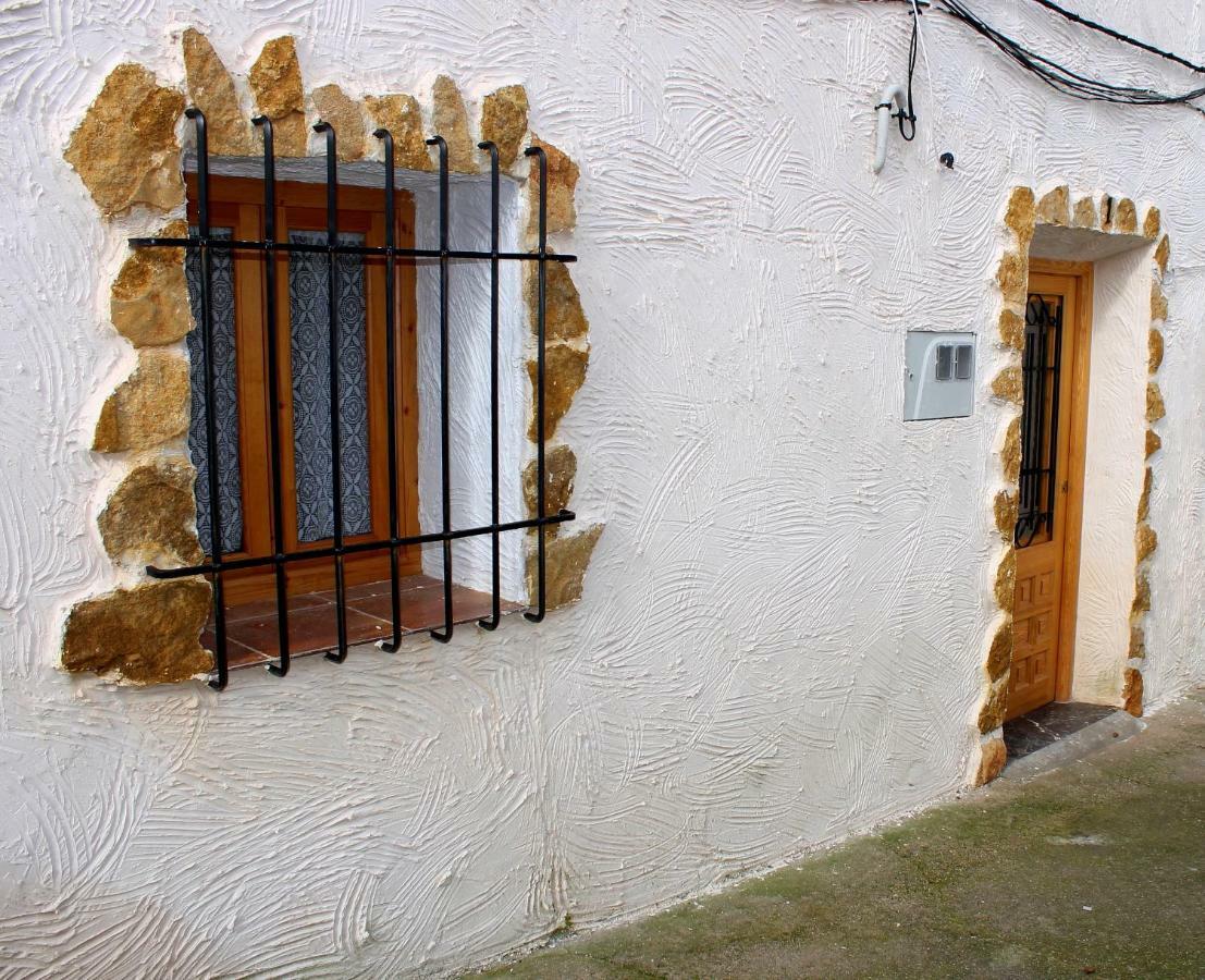 Casa Rural Con Jacuzzi Paraiso Del Jucar Alcala del Jucar Exterior photo